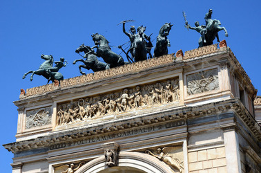 TEATRO Politeama di Palermo. Fotografie di Giulio Azzarello ©2014.