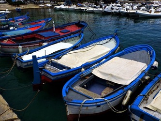 MONDELLO fotografie di Giulio Azzarello &copy;2020.