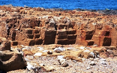 SCOGLIERA ROSSA fotografie di Giulio Azzarello &copy;2021.