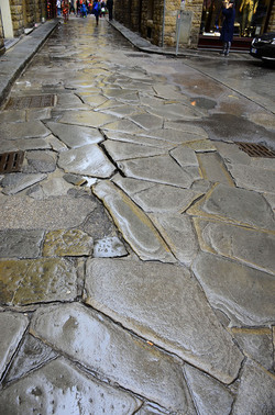 LASTRICATO nel centro storico di Firenze. Fotografie di Giulio Azzarello &copy;2016.