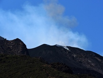 STROMBOLI fotografie di Giulio Azzarello ©2020. STROMBOLI fotografie di Giulio Azzarello ©2020.