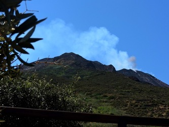 STROMBOLI fotografie di Giulio Azzarello ©2020. STROMBOLI fotografie di Giulio Azzarello ©2020.