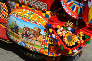 VESPE raduno storico a Palermo panoramiche e particolari. Fotografie di Giulio Azzarello &copy;2014.