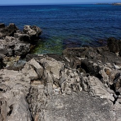 BAIA DEL CORALLO. Fotografie di Giulio Azzarello &copy;2022.