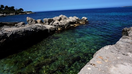 BAIA DEL CORALLO. Fotografie di Giulio Azzarello &copy;2022.