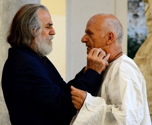 BRUNO LEONE Pulcinella. Fotografie di Giulio Azzarello ©2020. BRUNO LEONE Pulcinella. Fotografie di Giulio Azzarello ©2020.