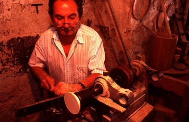 VUCCIRIA anni 90. Fotografie di Giulio Azzarello ©2022. VUCCIRIA anni 90. Fotografie di Giulio Azzarello ©2022.