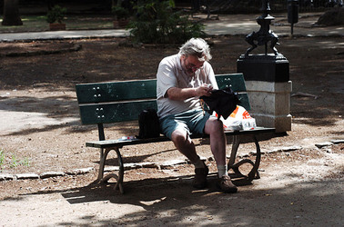 ANZIANI fotografie di Giulio Azzarello &copy;2014.