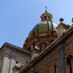 PALERMO. Fotografie di Giulio Azzarello &copy;2022.