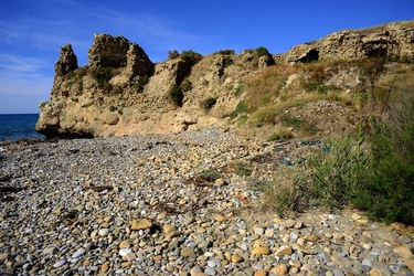 CASTELLO di Campofelice di Roccella. Fotografie di Giulio Azzarello &copy;2020.