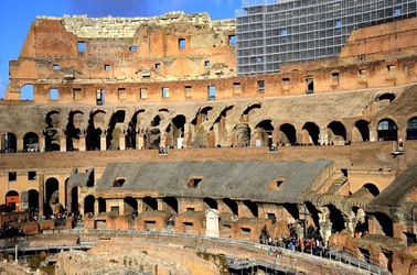 COLOSSEO Roma. Fotografie di Giulio Azzarello ©2020. COLOSSEO Roma. Fotografie di Giulio Azzarello ©2020.
