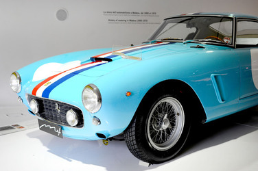 MUSEO ENZO FERRARI di Modena. Fotografie di Giulio Azzarello &copy;2016.