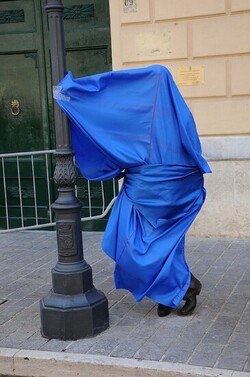 CAMILLERI e MONTALBANO a Porto Empedocle Agrigento . Fotografie di Giulio Azzarello ©2014. CAMILLERI e MONTALBANO a Porto Empedocle Agrigento . Fotografie di Giulio Azzarello ©2014.