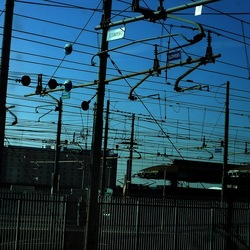 TRENO fotografie di Giulio Azzarello ©2020. TRENO fotografie di Giulio Azzarello ©2020.