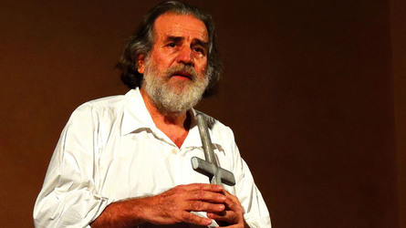 CARLO MAGNO spettacolo epico di e con Mimmo Cuticchio. Fotografie di Giulio Azzarello &copy;2014.