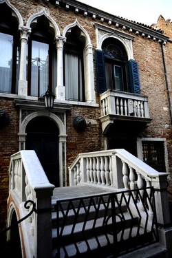 VENEZIA fotografie di Giulio Azzarello ©2020. VENEZIA fotografie di Giulio Azzarello ©2020.