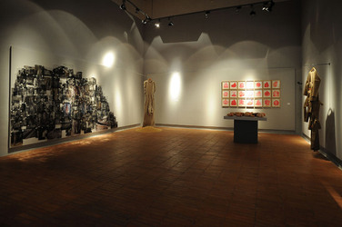 Installazione di Anne Clemence DeGrollee alla GAM di Palermo. Fotografie di Giulio Azzarello ©2017. Installazione di Anne Clemence DeGrollee alla GAM di Palermo. Fotografie di Giulio Azzarello ©2017.