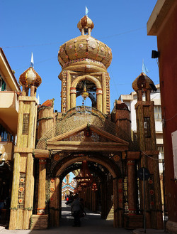 GLI ARCHI DI PASQUA a San Biagio Platani in Sicilia. Fotografie di Giulio Azzarello &copy;2014.