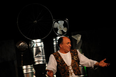 MARCO RENZI e il suo teatro. Fotografie di Giulio Azzarello ©2014.