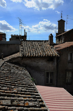 VITERBO e il suo centro storico. Fotografie di Giulio Azzarello &copy;2014.