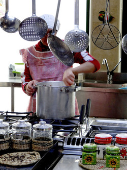 MISSIONE un documentario di P.Scimeca. Fotografie di Giulio Azzarello ©2015 2016. MISSIONE un documentario di P.Scimeca. Fotografie di Giulio Azzarello ©2015 2016.