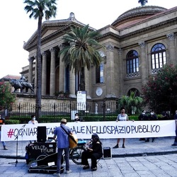 TEATRANTI che manifestano. Fotografie di Giulio Azzarello ©2020. TEATRANTI che manifestano. Fotografie di Giulio Azzarello ©2020.