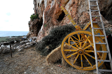 IL PRESEPE VIVENTE DI CUSTONACI in Sicilia. Fotografie di Giulio Azzarello ©2014. IL PRESEPE VIVENTE DI CUSTONACI in Sicilia. Fotografie di Giulio Azzarello ©2014.