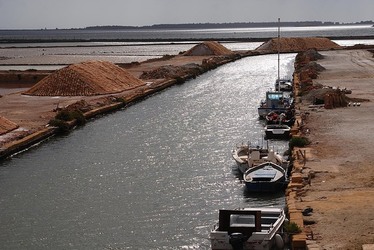 LE SALINE di Trapani in Sicilia. Fotografie di Giulio Azzarello ©2014. LE SALINE di Trapani in Sicilia. Fotografie di Giulio Azzarello ©2014.