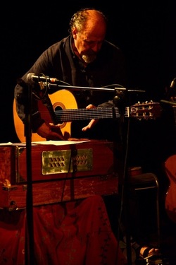 I FRATELLI MANCUSO e i poeti romani. Fotografie di Giulio Azzarello &copy;2020.