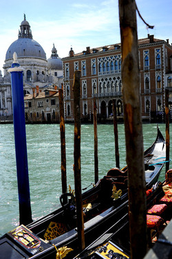 LUNGOMARE di VENEZIA. Fotografie di Giulio Azzarello &copy;2016.