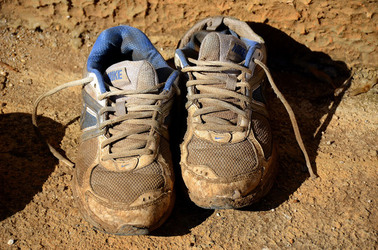 SCARPE di persone povere. Fotografie di Giulio Azzarello &copy;2016.