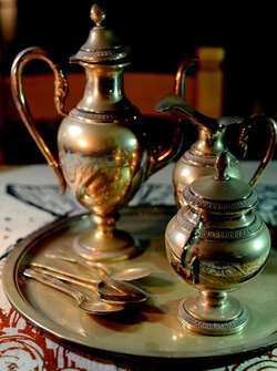 STILL LIFE ASSURDI fotografie di Giulio Azzarello ©2020. STILL LIFE ASSURDI fotografie di Giulio Azzarello ©2020.