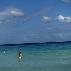 MONDELLO. Fotografe di Giulio Azzarello &copy;2023.