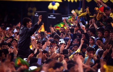 NEWROZ marzo 2001. Curdistan turco. Fotografie di Giulio Azzarello ©2001 2022. NEWROZ marzo 2001. Curdistan turco. Fotografie di Giulio Azzarello ©2001 2022.