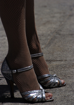 DIEGO CALARCO e il suo tango argentino. Fotografie di Giulio Azzarello ©2014. DIEGO CALARCO e il suo tango argentino. Fotografie di Giulio Azzarello ©2014.