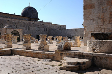 LA CITTA SANTA DI GERUSALEMME fotografie di Giulio Azzarello ©2104. LA CITTA SANTA DI GERUSALEMME fotografie di Giulio Azzarello ©2104.