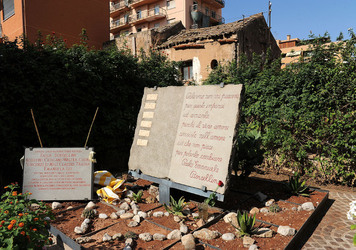 LAPIDE BORSELLINO a Palermo. Fotografie di Giulio Azzarello ©2014.