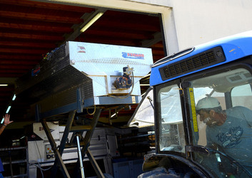 AZIENDA VITIVINICOLA in Sicilia. Fotografie di Giulio Azzarello ©2016. AZIENDA VITIVINICOLA in Sicilia. Fotografie di Giulio Azzarello ©2016.
