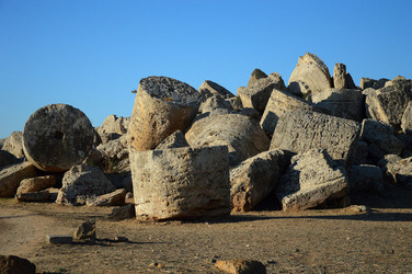 SELINUNTE il sito e parco archeologico. Fotografie di Giulio Azzarello &copy;2014.