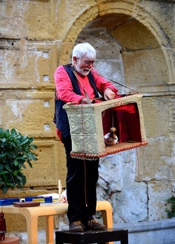 LA MACCHINA DEI SOGNI di Mimmo Cuticchio. Fotografie di Giulio Azzarello ©2020. LA MACCHINA DEI SOGNI di Mimmo Cuticchio. Fotografie di Giulio Azzarello ©2020.