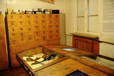 IL MUSEO SCHINDLER a Cracovia. Fotografie di Giulio Azzarello ©2016. IL MUSEO SCHINDLER a Cracovia. Fotografie di Giulio Azzarello ©2016.