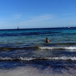 MONDELLO. Fotografie di Giulio Azzarello &copy;2024.