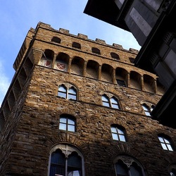FIRENZE fotografie di Giulio Azzarello &copy;2022.