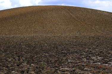 PAESAGGIO SICILIANO in provincia di Enna. Fotografie di Giulio Azzarello &copy;2014.