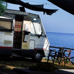 CAMPEGGIO fotografie di Giulio Azzarello ©2019. CAMPEGGIO fotografie di Giulio Azzarello ©2019.