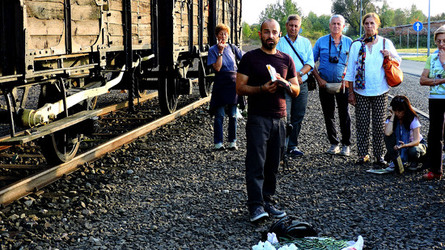 AUSCHHWITZ BIRKENAU la commemorazione. Fotografie di Giulio Azzarello &copy;2016.