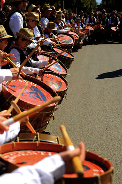 Tamburai siciliani di Agrigento. Fotografie di Giulio Azzarello &copy;2017.