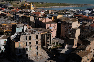PORTO EMPEDOCLE in Sicilia. Fotografie di Giulio Azzarello &copy;2014.