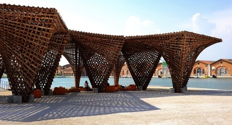 STRUTTURA di LEGNO BIENNALE di ARCHITETTURA di VENEZIA. Foto di G.Azzarello ©2018. STRUTTURA di LEGNO BIENNALE di ARCHITETTURA di VENEZIA. Foto di G.Azzarello ©2018.