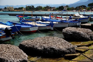 MONDELLO. Fotografie di Giulio Azzarello &copy;2023.